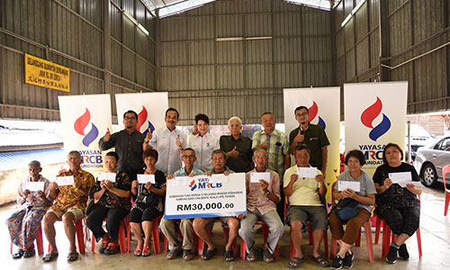 Yayasan MRCB Contributes RM30,000 To 10 Families Affected by Fire In Kampung Baru Benta, Kuala Lipis, Pahang